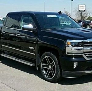 Meet your Posher, D' juan